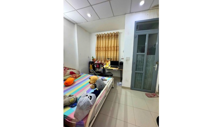 NGAY TRƯƠNG PHƯỚC PHAN - LÊ VĂN QUỚI, NHÀ 2 TẦNG 2PN, 32M2, HẺM THÔNG, SÁT MẶT TIỀN, GIÁ NHỈNH 3 TỶ